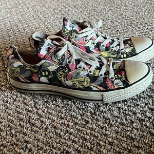 Converse all star Chuck Taylor size 7m 9w